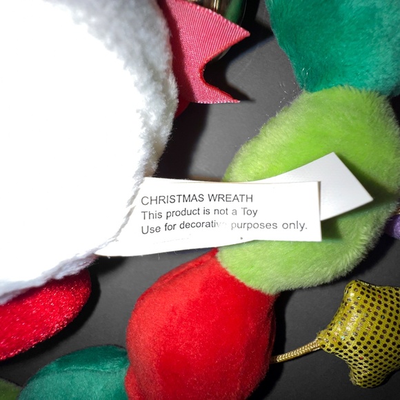 Hello Kitty Christmas Wreath - Picture 7 of 7